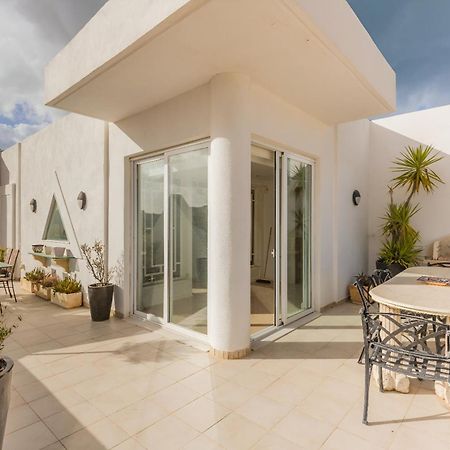 شقة Stunning - Seaview Penthouse 3-Bed + Parking سليمة المظهر الخارجي الصورة